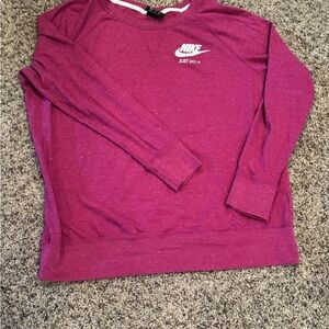 Women’s Nike Maroon/Berry Sweatshirt size XL